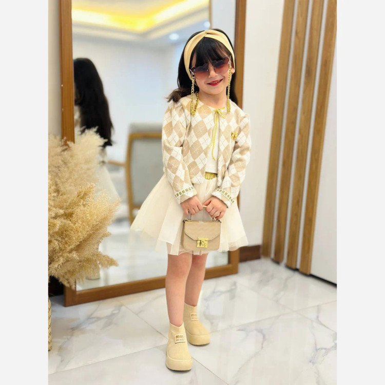 ست سه تیکه کت دامن و تاپ دخترانه لمزور شاین لمه و تور کریستال مناسب 7 تا 11 سال 4 رنگ