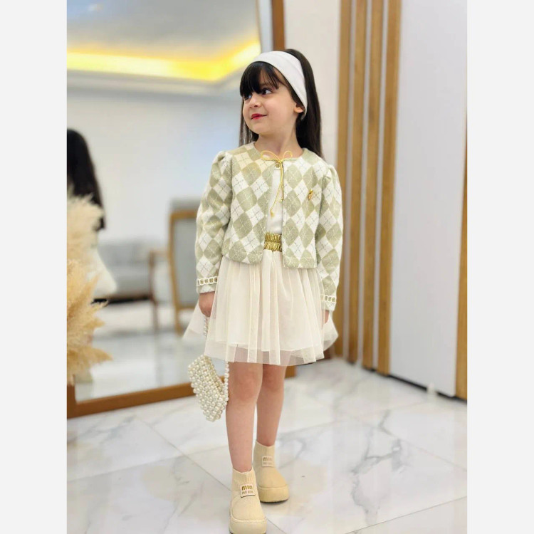 ست سه تیکه کت دامن و تاپ دخترانه لمزور شاین لمه و تور کریستال مناسب 7 تا 11 سال 4 رنگ