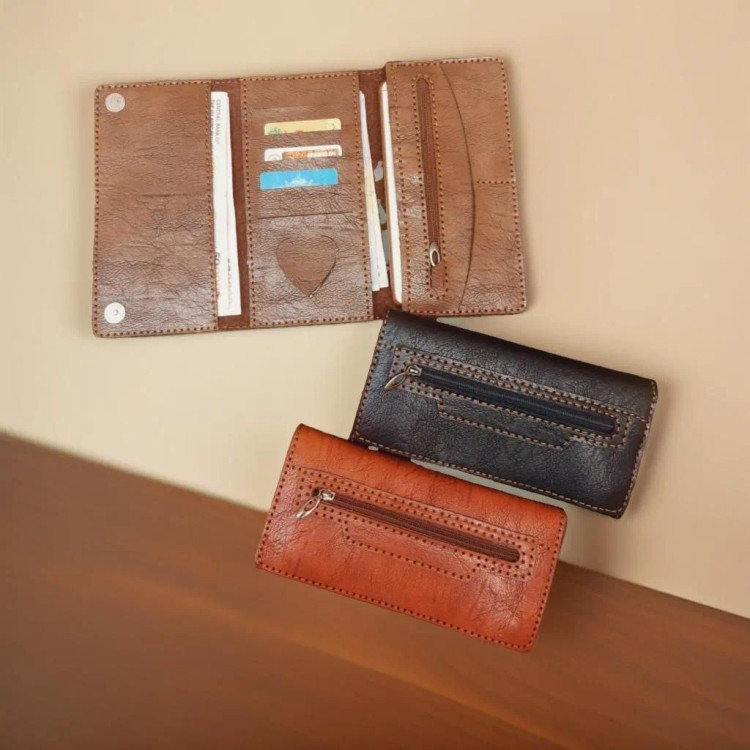 کیف پول و موبایل چرم سه لت مدل عطارد دست دوز چرم خارجی